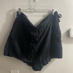 American Eagle Outfitters Black Wrap Skorts